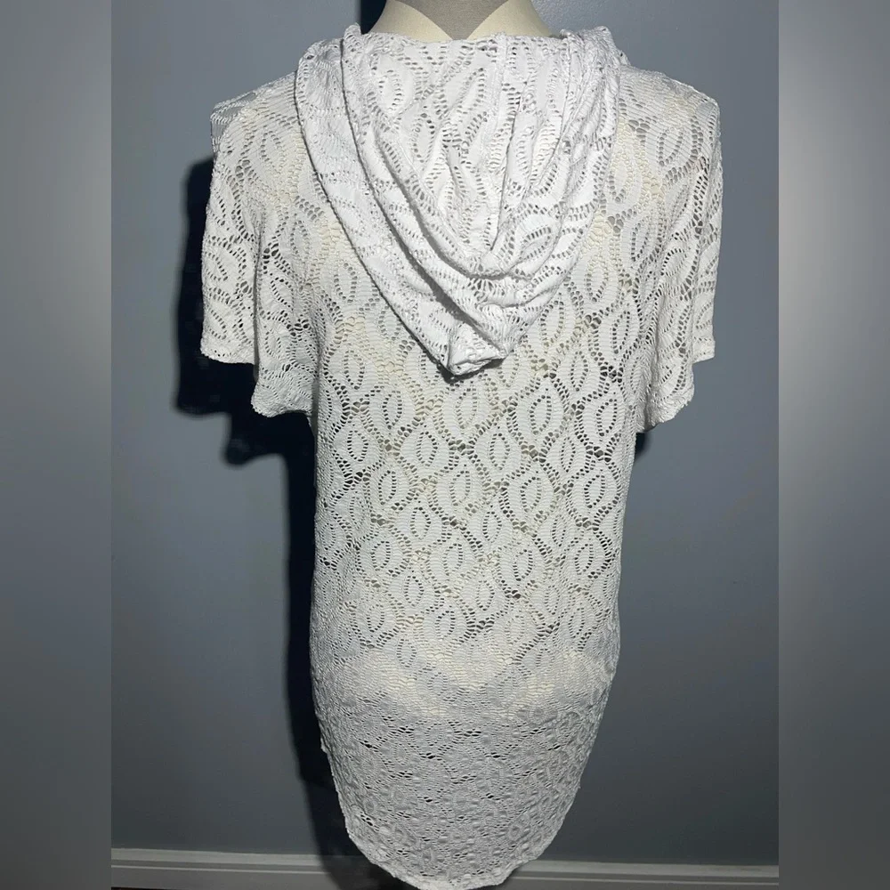 Jordan Taylor White Lace Hooded Cover-Up - Picture 4 of 12